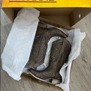 Corral Western Cowboy boots. Brown size 6.5